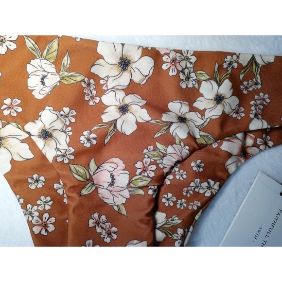 Faithfull The Brand Cara Bikini Bottom Cecil Rose Floral Print Size 8 NWT - Picture 3 of 6
